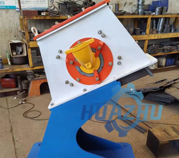 Directly connected to blast wheel