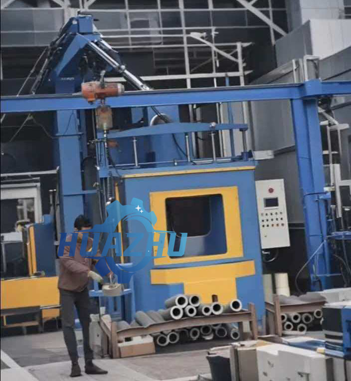 Steel cylinder inner wall sandblasting machine